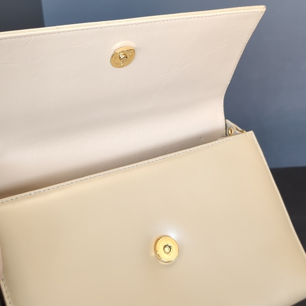 Vintage Leco Canada Beige Leather Womans Shoulder Bag. - Picture 12 of 16